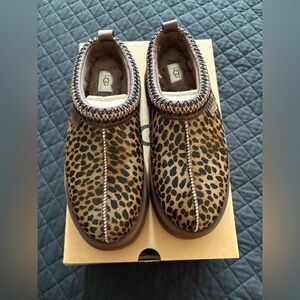 UGG Brown and Tan Cozy Slippers